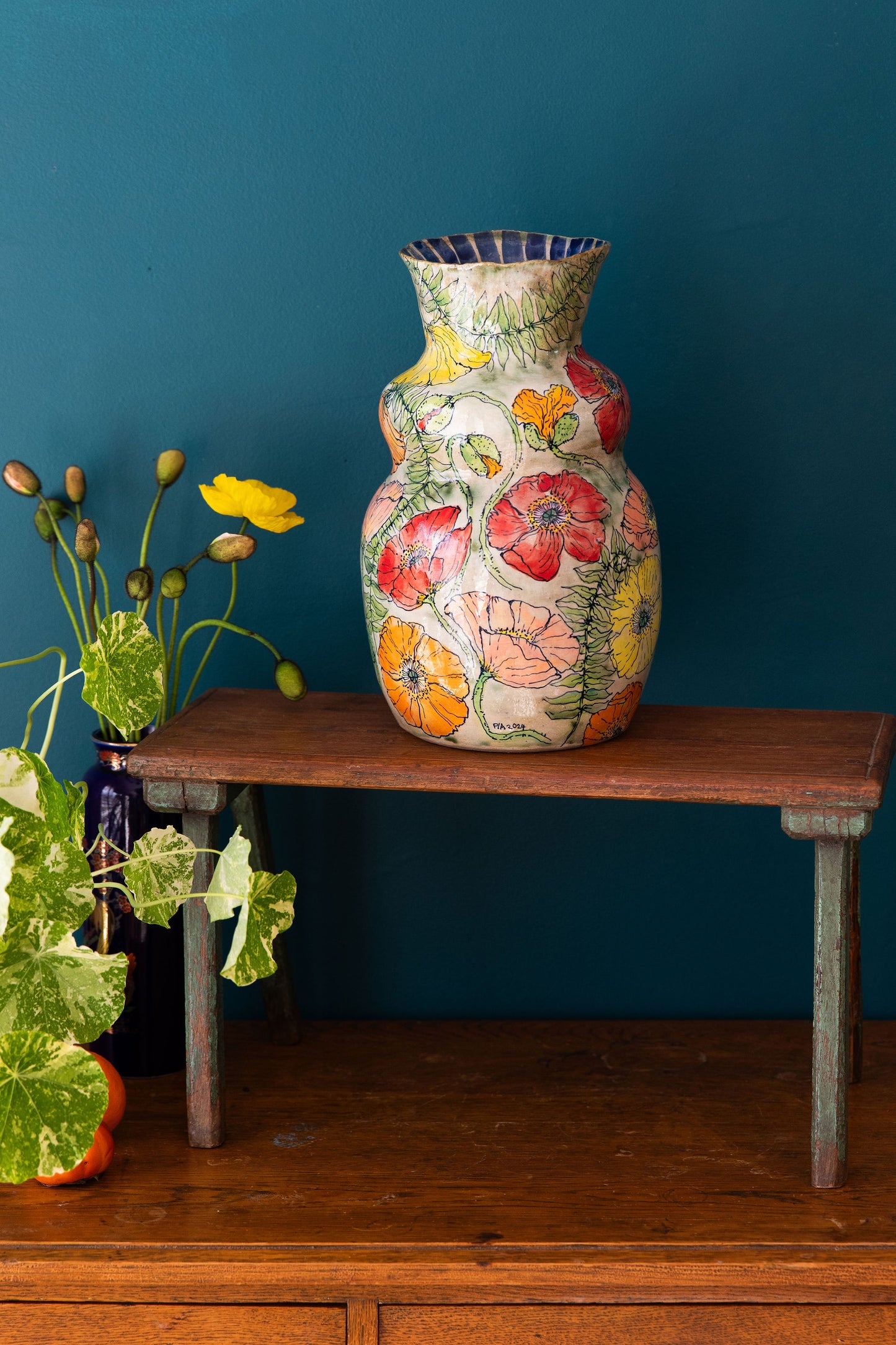 Ultimate Poppy Vase