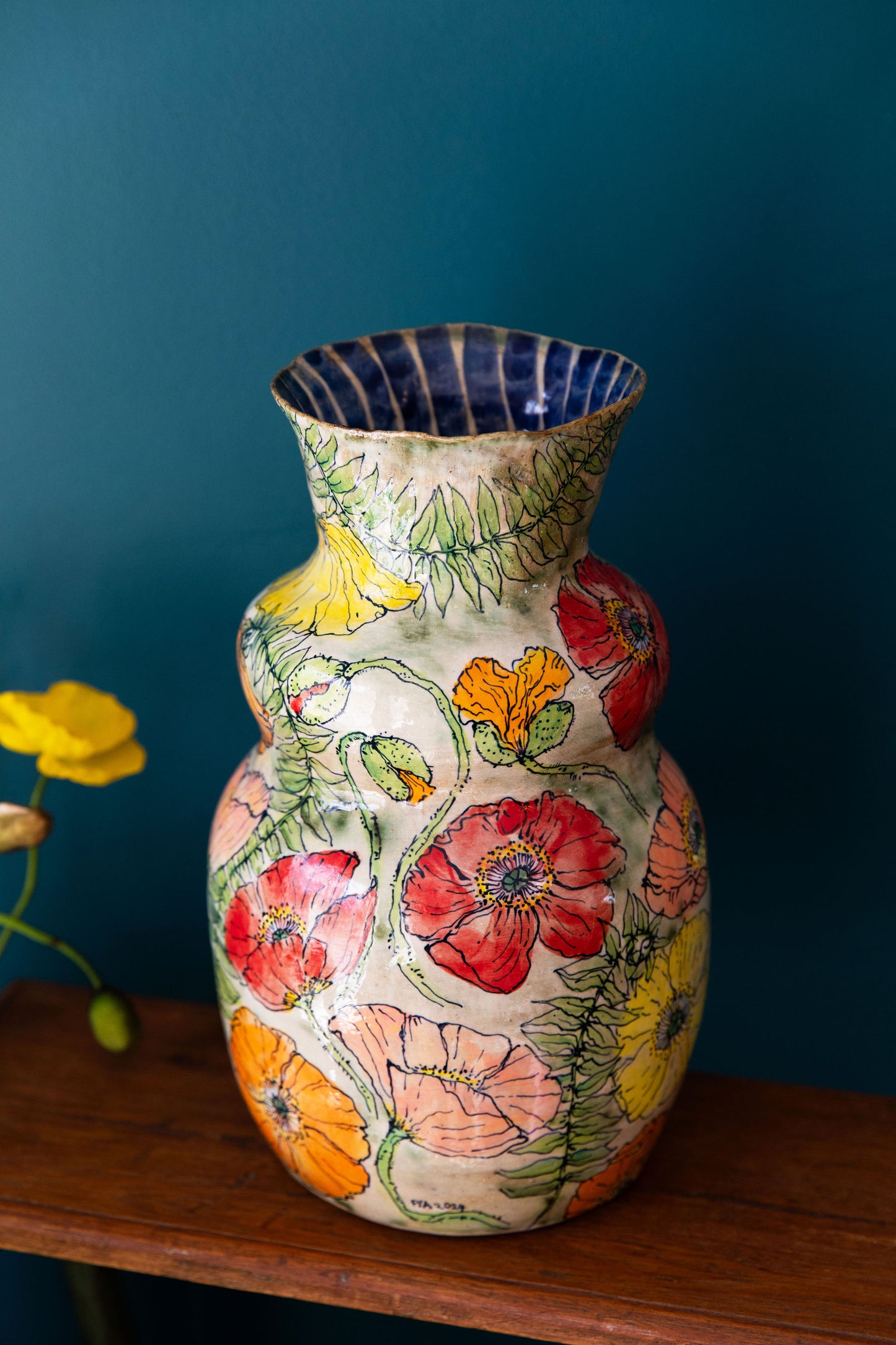 Ultimate Poppy Vase