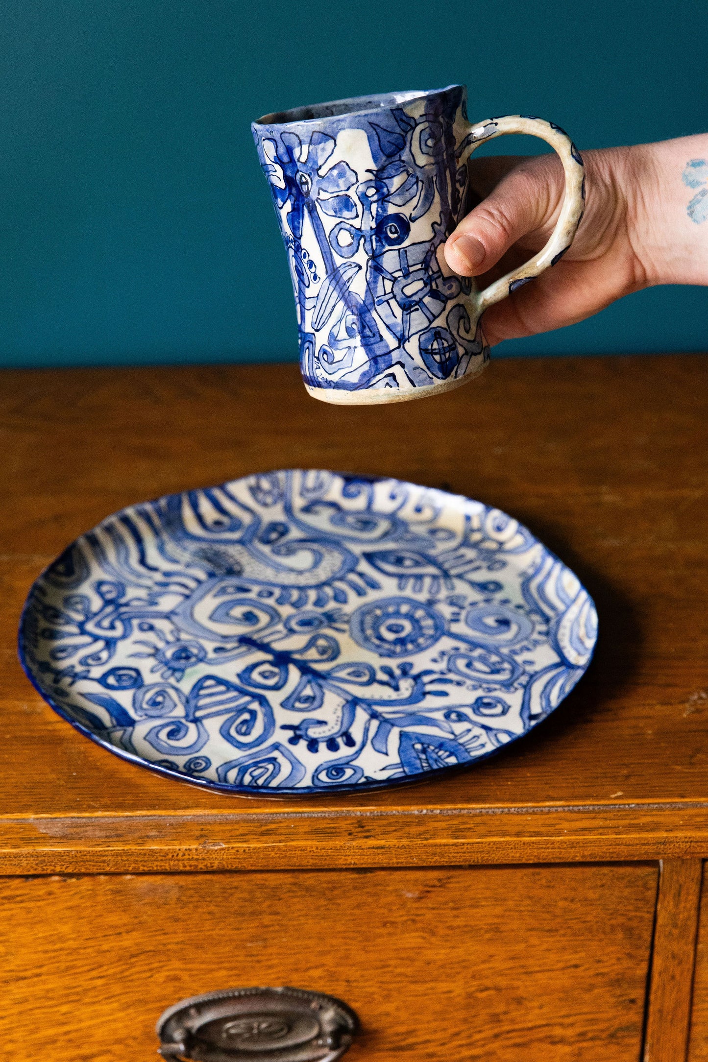 Blue Scribble Set with Mug