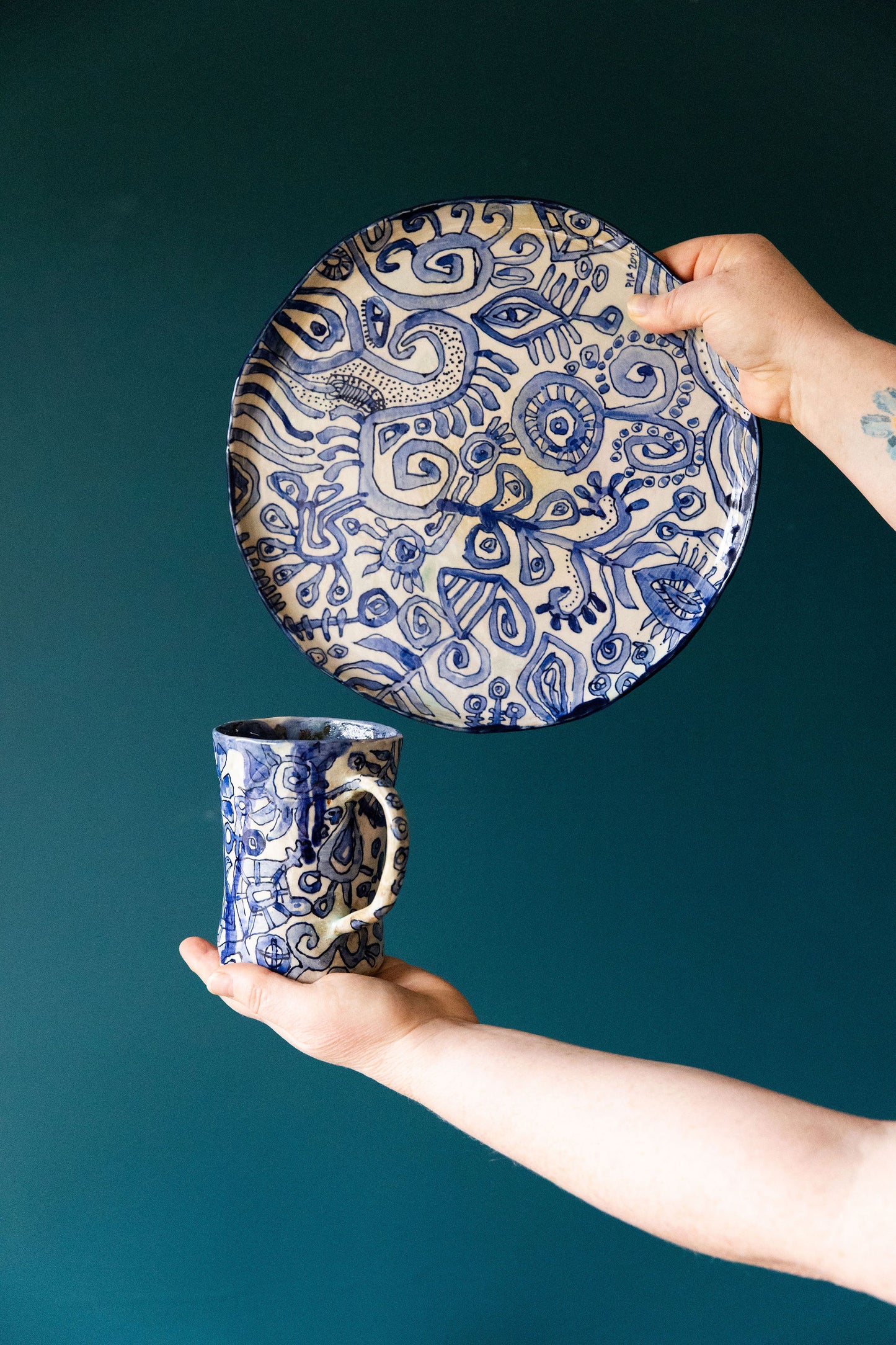 Blue Scribble Set with Mug