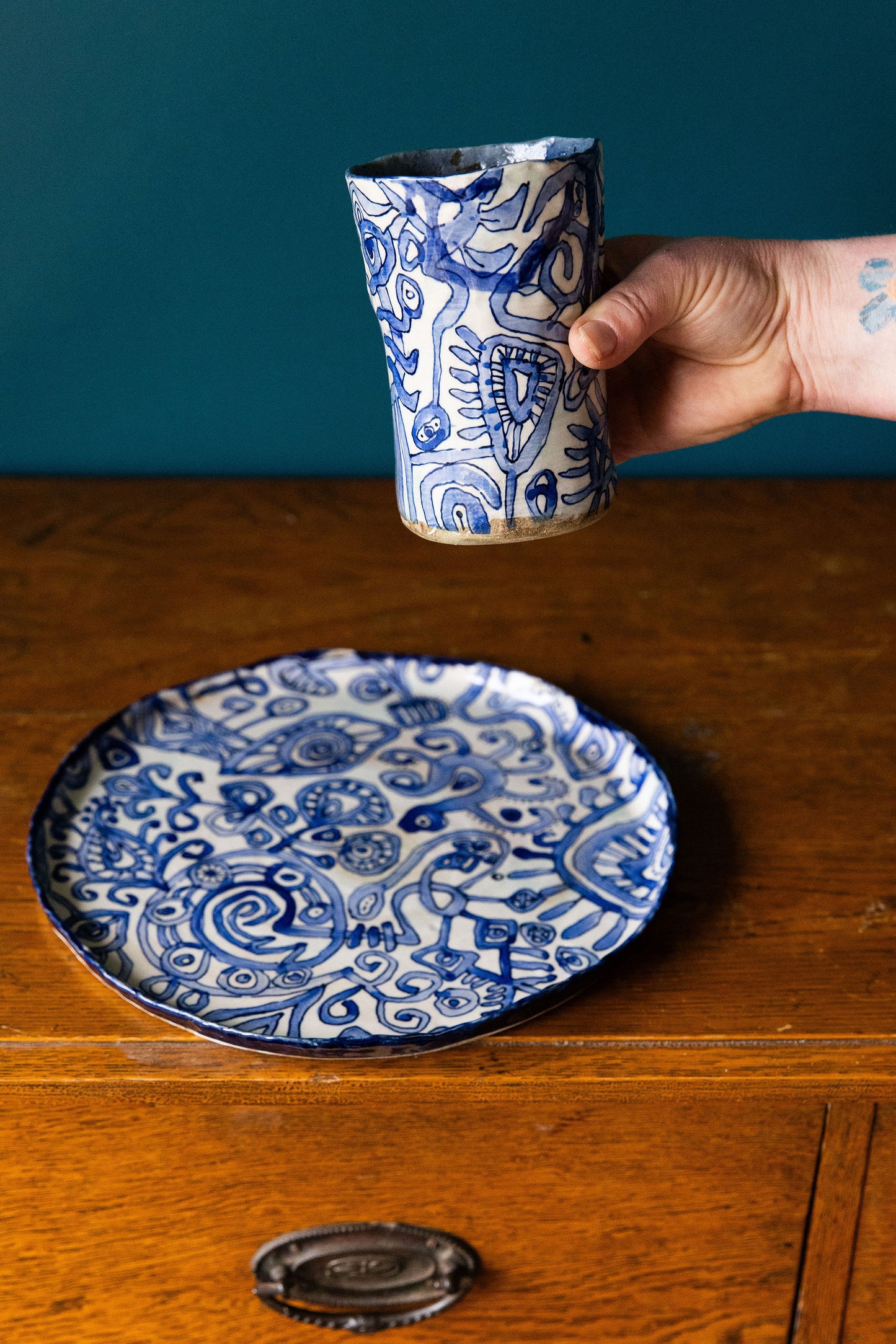 Blue Scribble Set With Tumbler