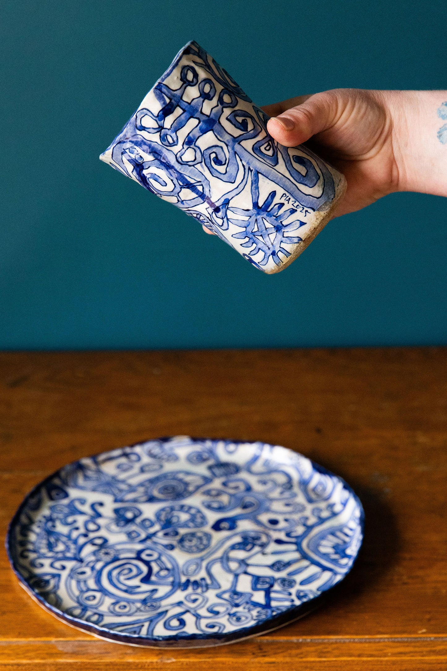 Blue Scribble Set With Tumbler