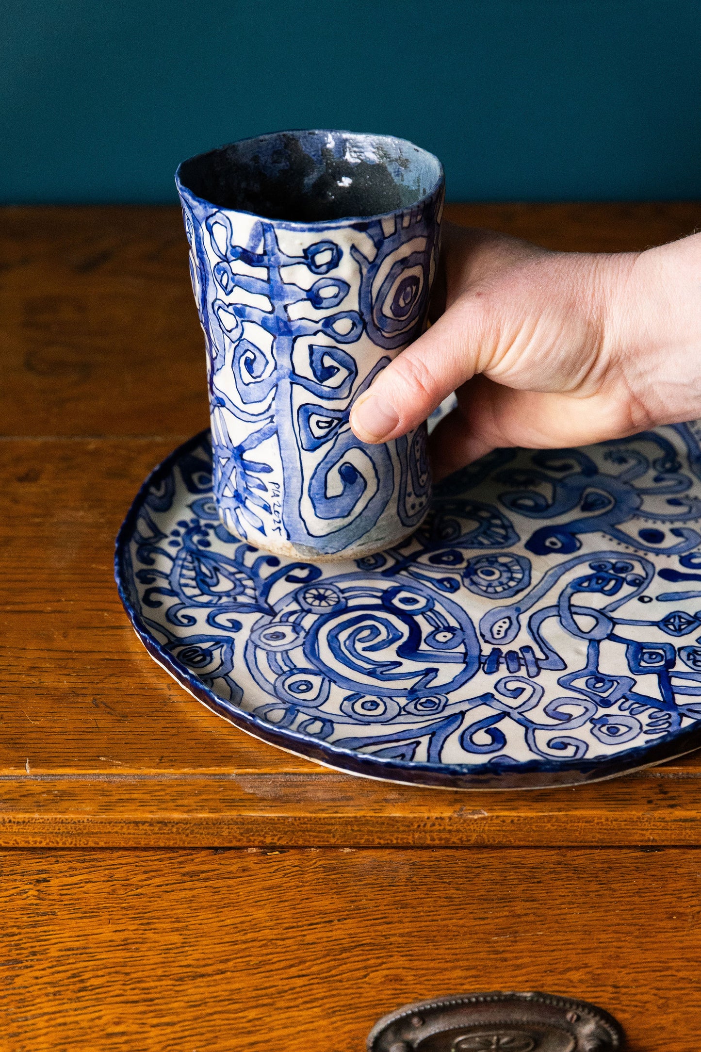 Blue Scribble Set With Tumbler