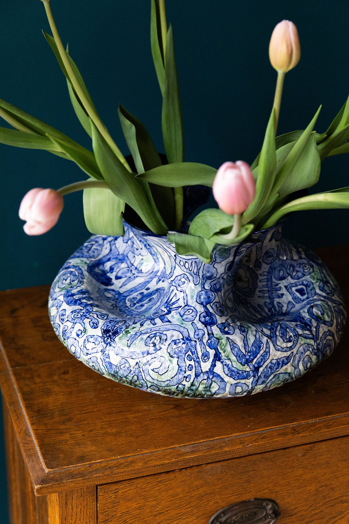 Blue Scribble ~ Tulipiere Vase