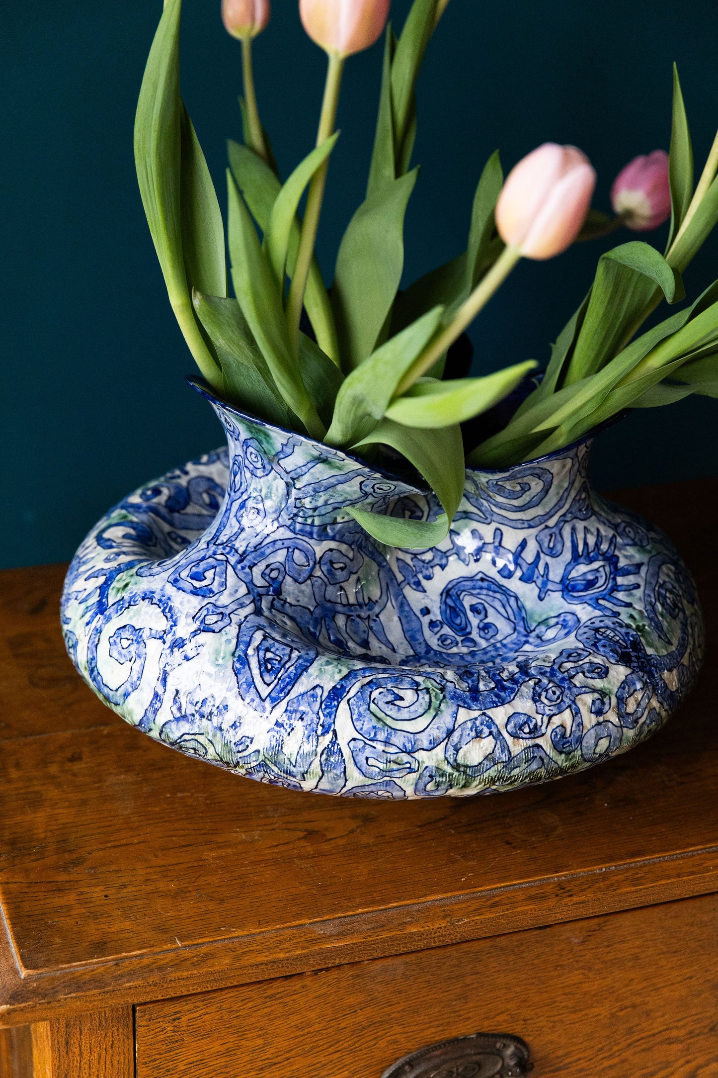 Blue Scribble ~ Tulipiere Vase