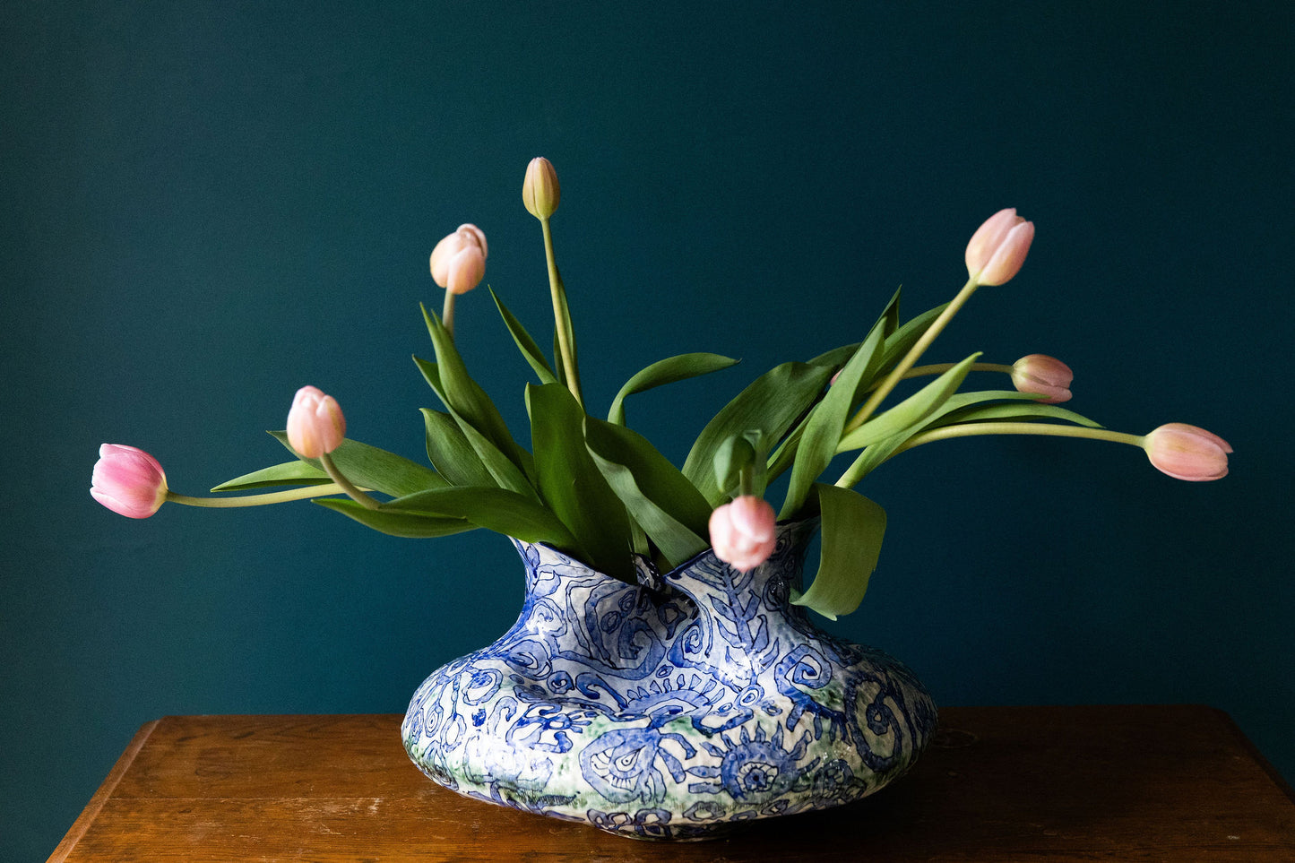 Blue Scribble ~ Tulipiere Vase