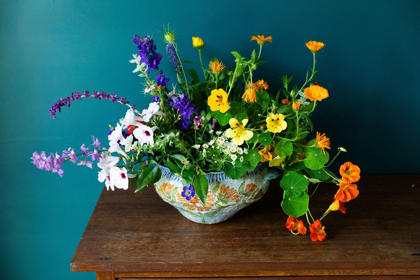Calendula Castle Terrine~Vase