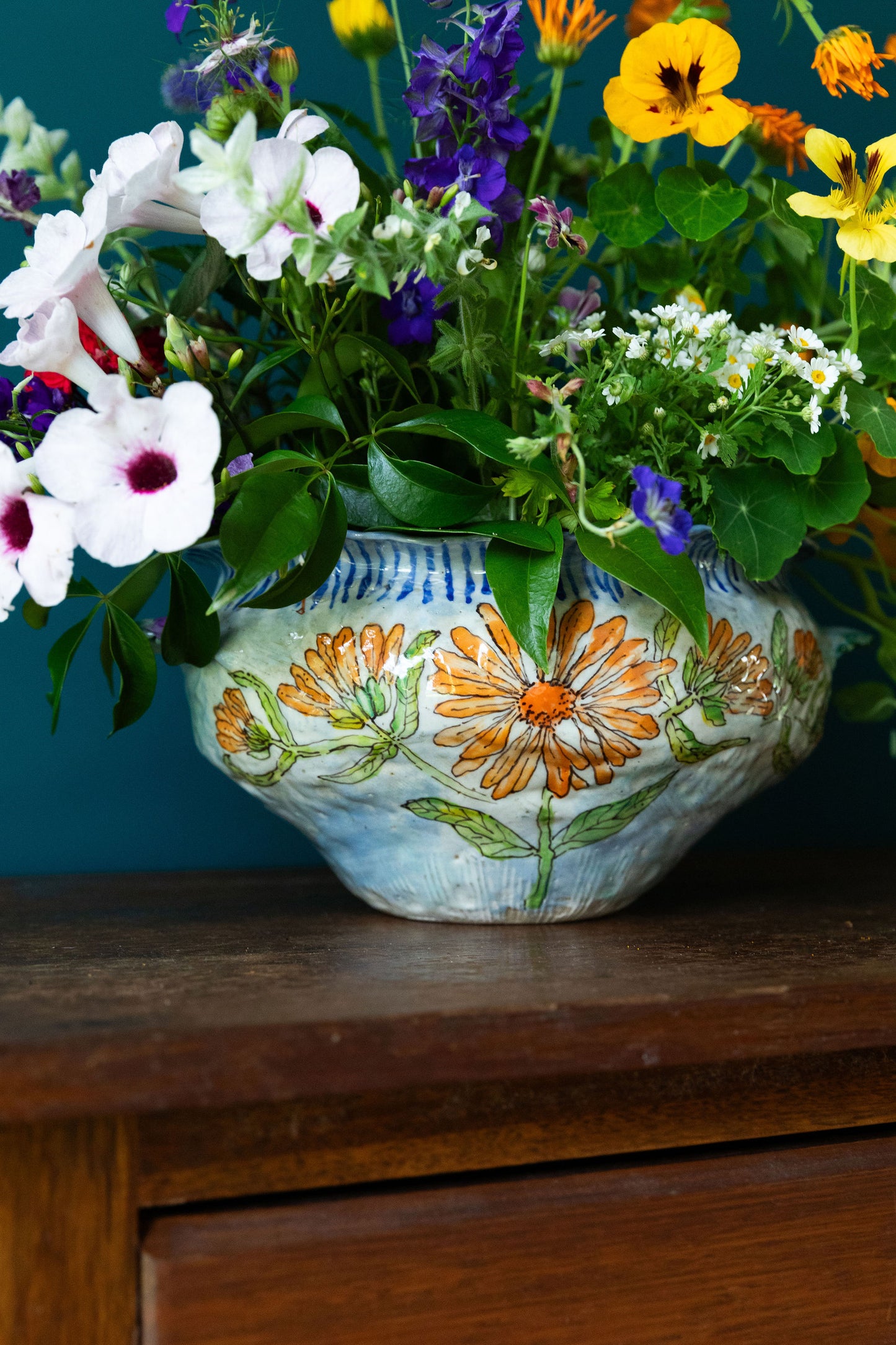 Calendula Castle Terrine~Vase