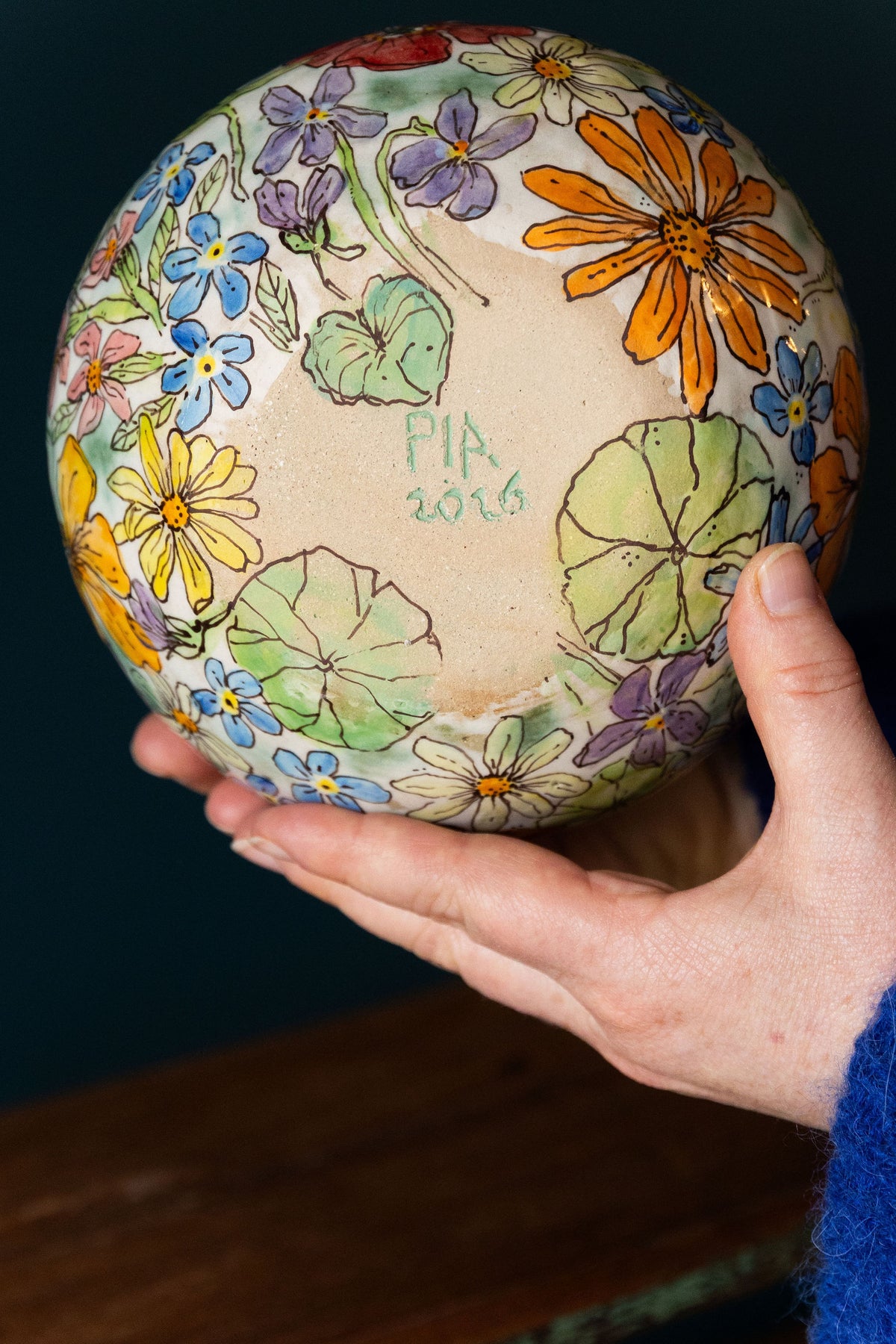 Windflower Garden Urn
